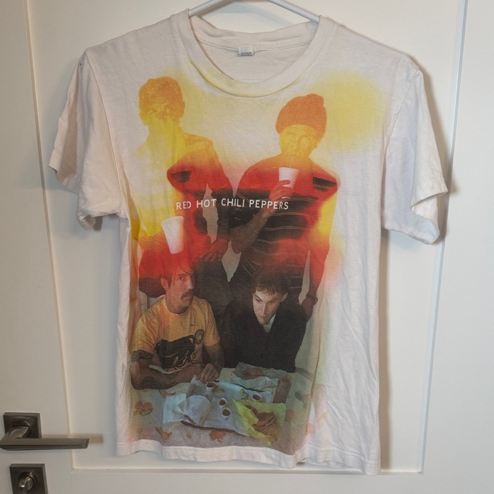 Red Hot Chili Peppers Official 2012 Tour Band T-Shirt